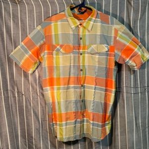 Columbia ultra sun protection button up short sleeve shirt